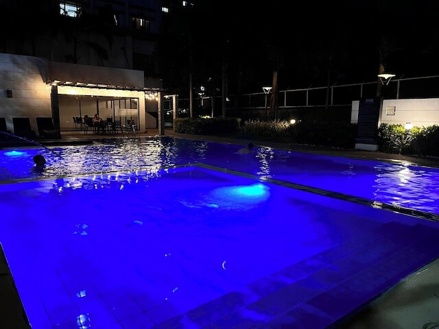 アラバン ステイケーション スカット