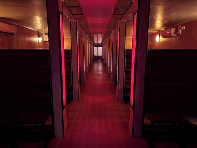 オアシス フローティング ホテル ヤンゴン