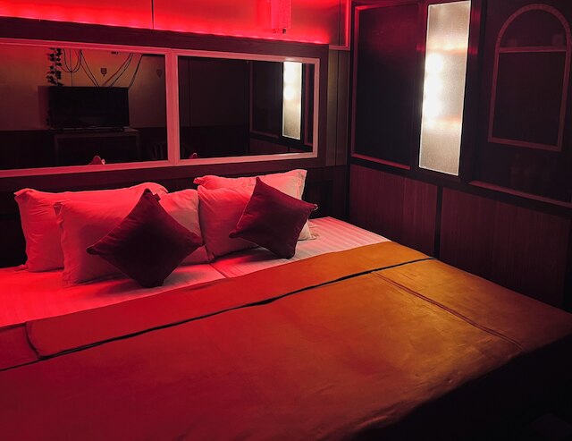 オアシス フローティング ホテル ヤンゴン