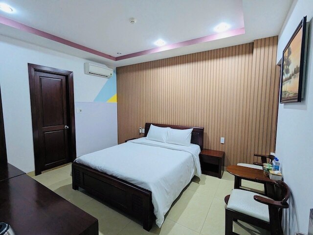 レズ ホテル & アパートメント