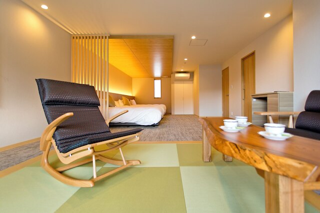 富士山と河口湖とホテル風鈴