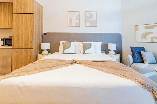 ミニマリスト ラックス スタジオ イン ザ シティ