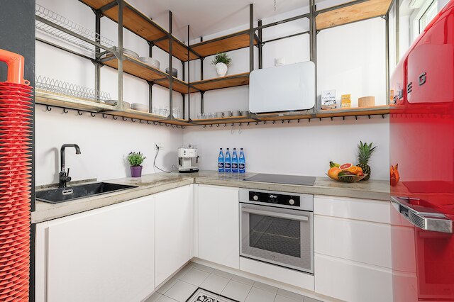 ルミナ 3ルーム アパート ウィズ ラージ テラス