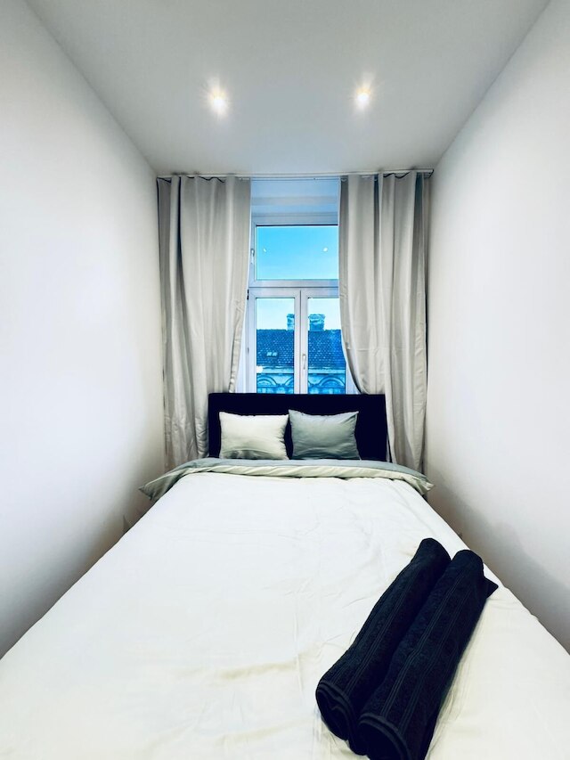 ラブリー 4BR アパートメント ニア カウフパーク アルテラー