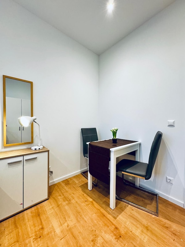 ラブリー 4BR アパートメント ニア カウフパーク アルテラー