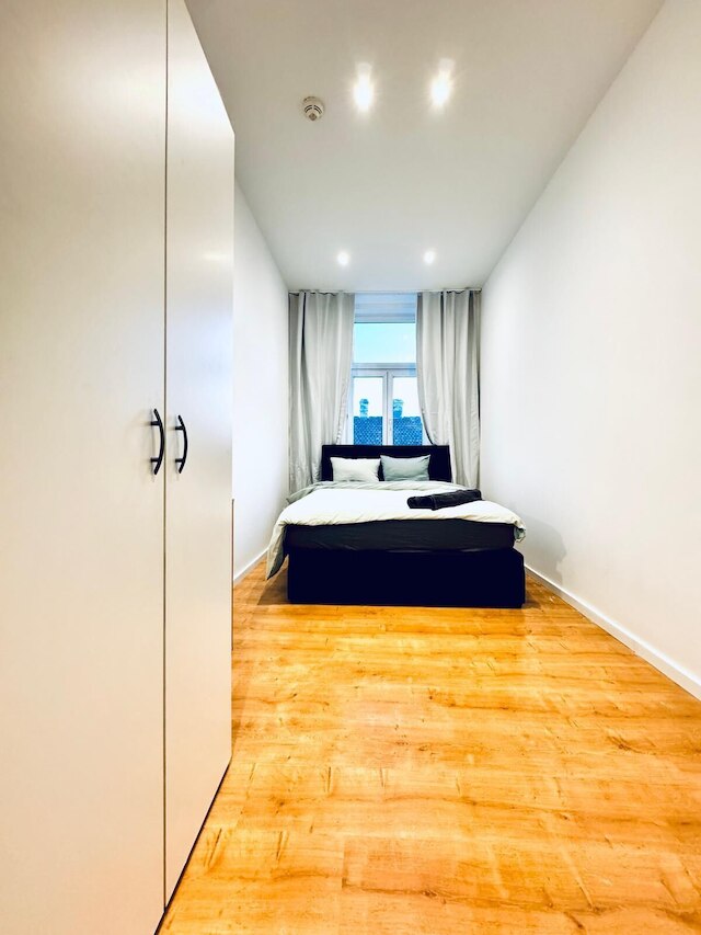 ラブリー 4BR アパートメント ニア カウフパーク アルテラー