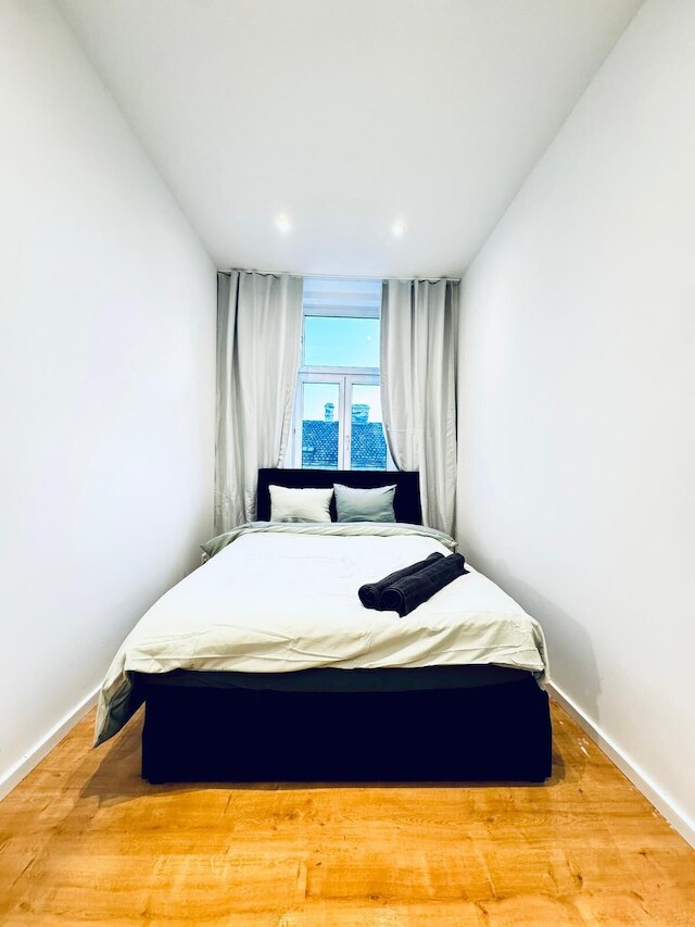 ラブリー 4BR アパートメント ニア カウフパーク アルテラー