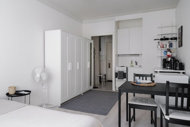 コージー スタジオ アパートメント ウィズ パーフェクト ロケーション