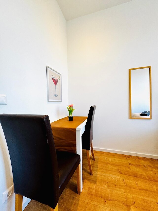 コージー 3ベッドルーム アパートメント ニア カウフパーク アルタラー