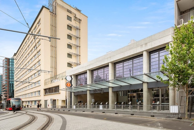 セントラル スタイリッシュ 1 ベッドルーム ウィズ バルコニー アンド エアコン