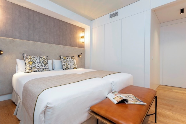 ブライト アパートメント イン セビリア トマス デ イバラ II