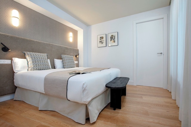 ブライト アパートメント イン セビリア トマス デ イバラ II