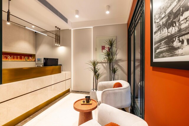 エミリオン ホテル