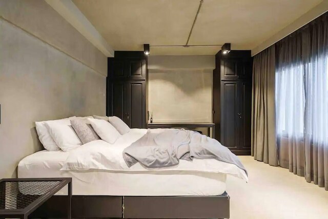 ラグジュアリー モダン プール ジャクジー ヴィラ 5ベッドルーム トンロー