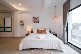 アヤス リトリート - ムジ エカマイ プール ヴィラ ウィズ 4 ベッドルームズ