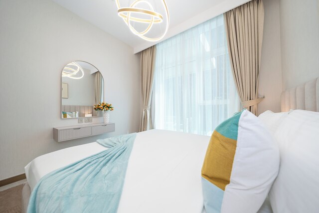 スタイリッシュ 2 ベッドルーム フルリー ファーニッシュド ユニット アット ビジネス ベイ