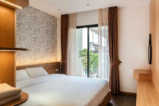 ハノイ ブリス ナム グー