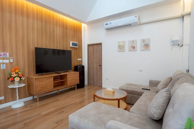 オングサ プールヴィラ ウドンタニ