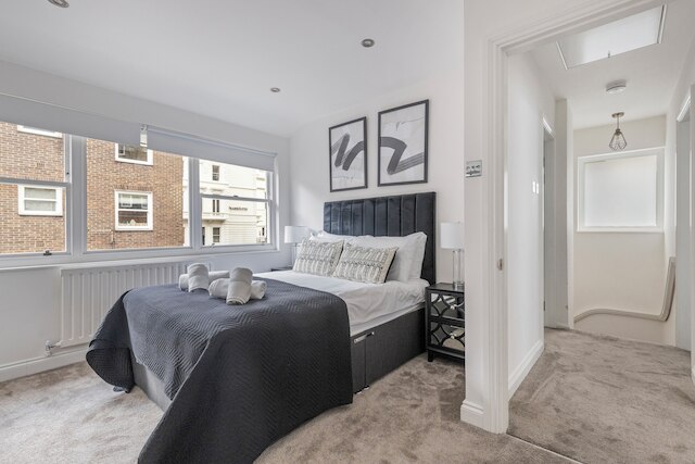 スタニング サウス ケンジントン ハウス ウィズ 4 ベッドルームズ