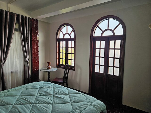 H&H ダイヤモンド ネイル ゲストハウス