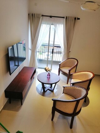 ファミリー フレンドリー 3 ベッドルーム アパートメント イン セレーン マラベ