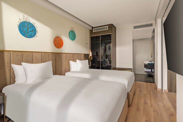 ホイアン ロイヤル ビーチフロント リゾート & ヴィラズ