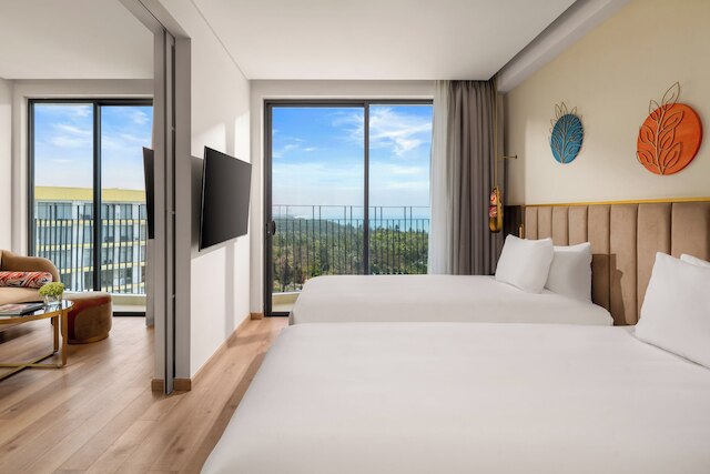 ホイアン ロイヤル ビーチフロント リゾート & ヴィラズ