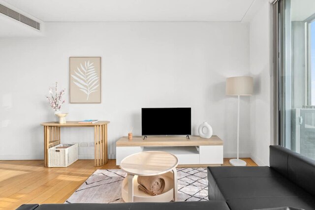 セントラル ピースフル 1 ベッドルーム ウィズ バルコニー エアコン