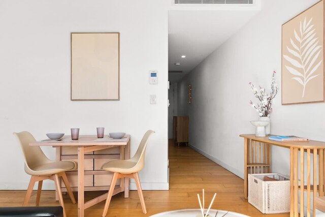 セントラル ピースフル 1 ベッドルーム ウィズ バルコニー エアコン