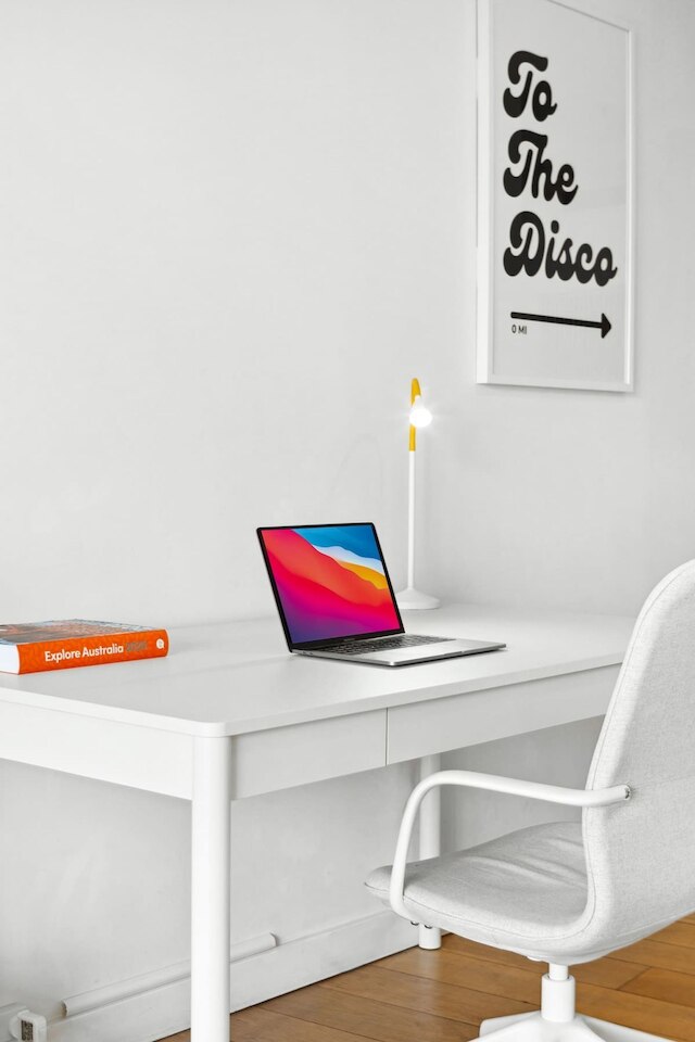 セントラル ルミナス 2 ベッド ウィズ バルコニー エアコン