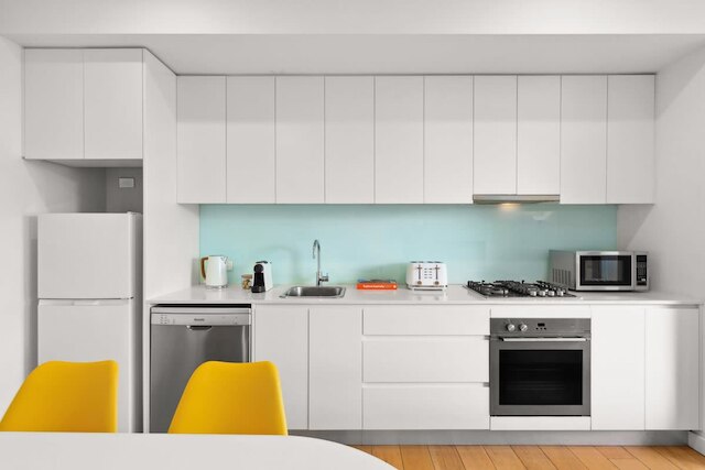 セントラル ルミナス 2 ベッド ウィズ バルコニー エアコン