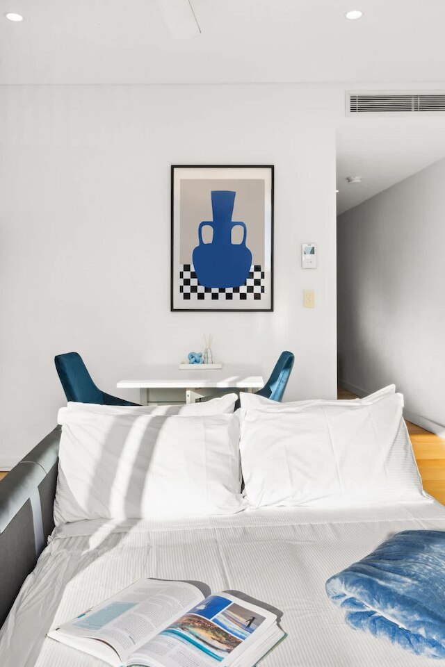 セントラル アールデコ 1 ベッド ウィズ バルコニー エアコン