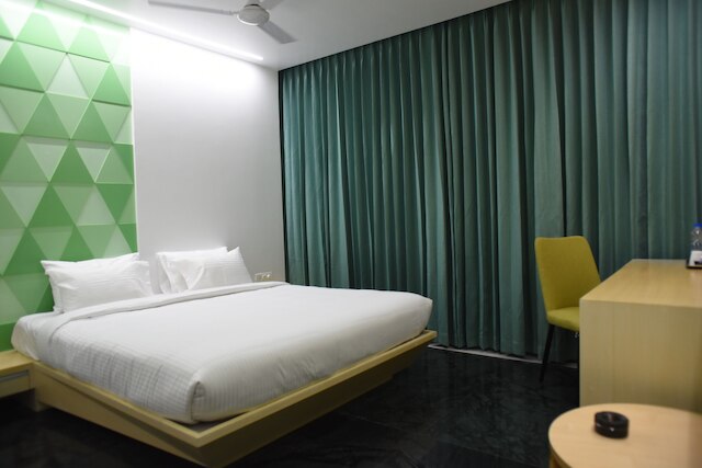 ラトナ レジデンシー