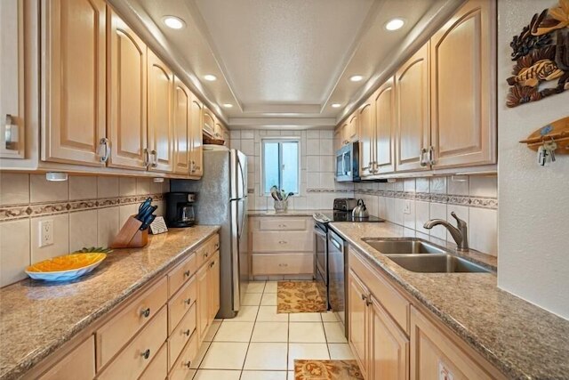 メネフネ ショアーズ、#609 2 ベッドルーム コンド