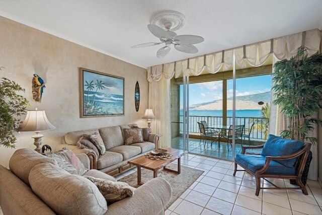 メネフネ ショアーズ、#609 2 ベッドルーム コンド