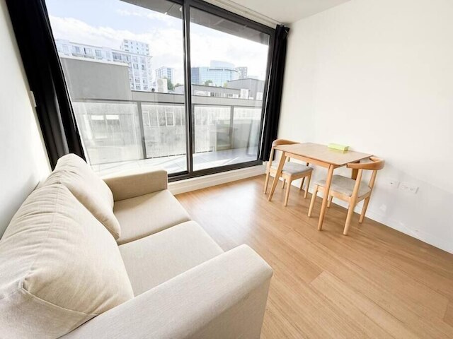 セントラル ヘイブン スタジオ オン クイーン ストリート