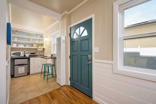 ステップス トゥ ニューポート ハーバー, バルボア ファン ゾーン + ドック アクセス エッジウォーター スタジオス