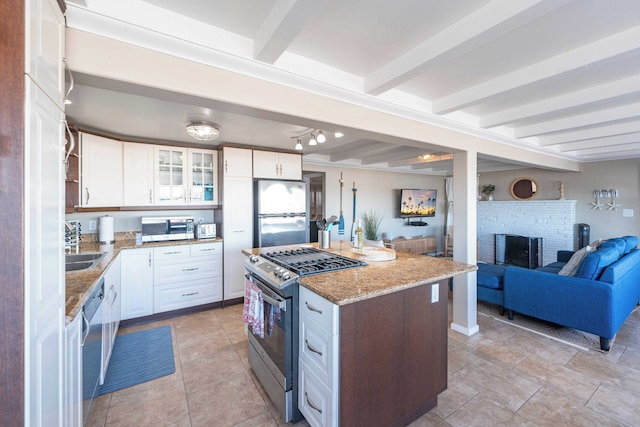 コースタル コンド ウィズ ドック アクセス ニア サンド、ショップス & バルボア ファン ゾーン