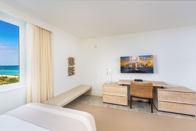 1 ホテル & ホームズ プライベート ラグジュアリー スイーツ