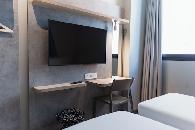 イビス バジェット マドリード アルバサンス