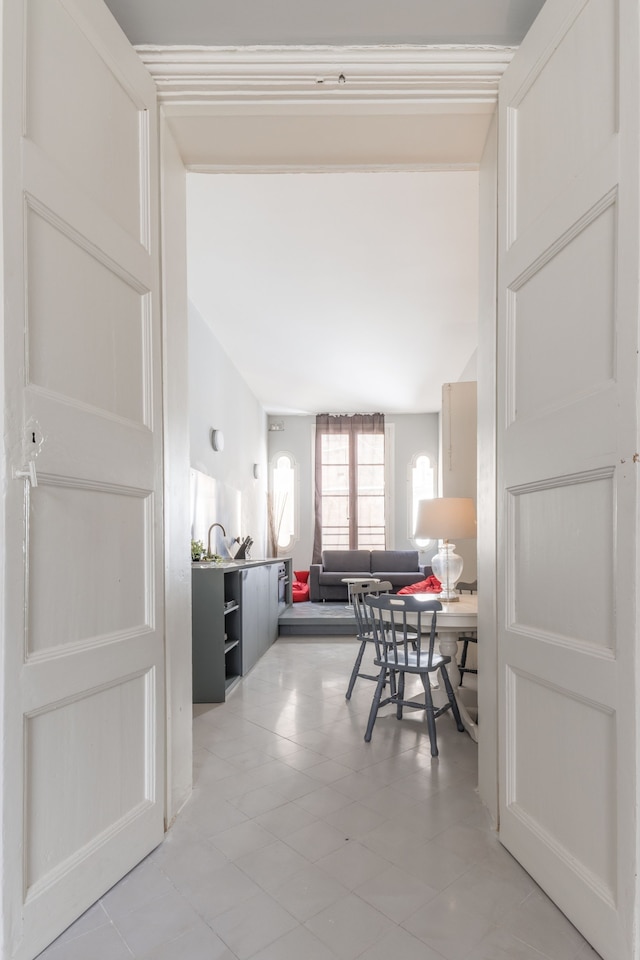 コージー エレガント 2 ベッドルーム アパートメント