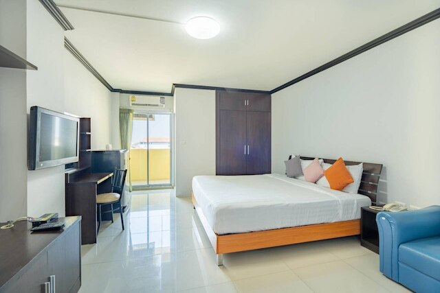 ワン レジデンス ナワナコーン