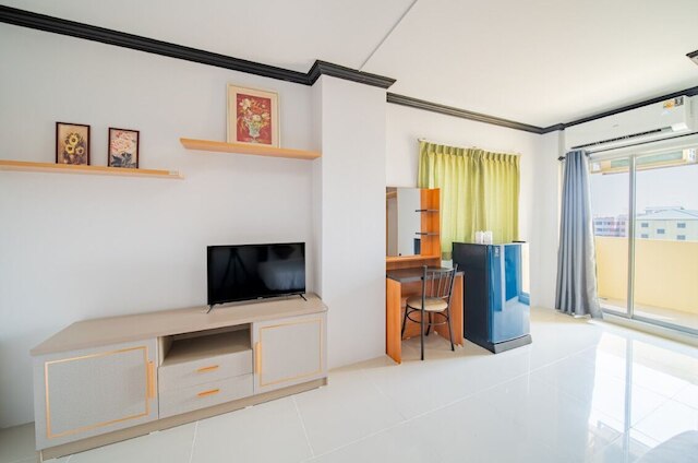 ワン レジデンス ナワナコーン