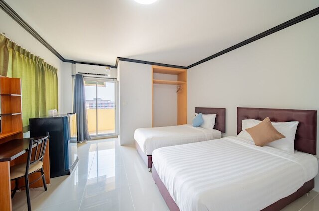 ワン レジデンス ナワナコーン