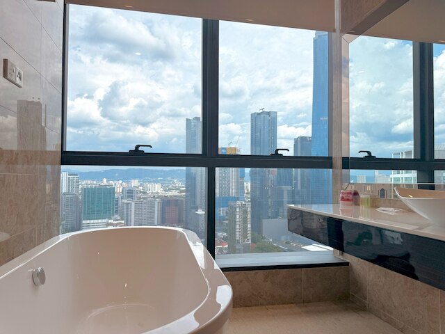 ドーセット レジデンス by クリスタル