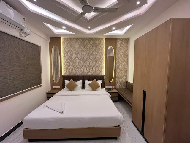 アップタウン イン