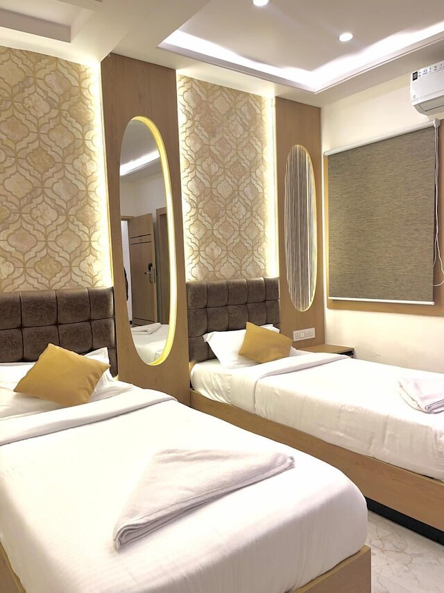 アップタウン イン