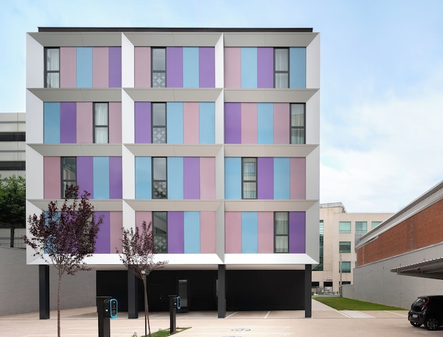 スパーク バイ ヒルトン マドリード アルカラ