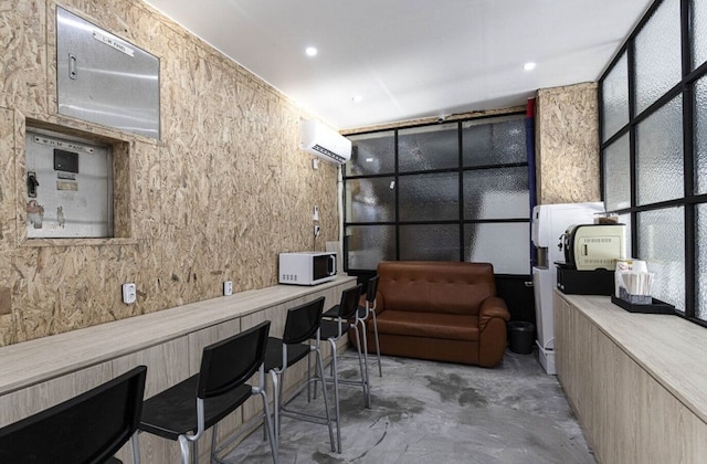 ON and OFF-Sungui Station