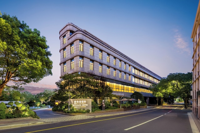 Shanghai Hongqiao Heyitang Hotel